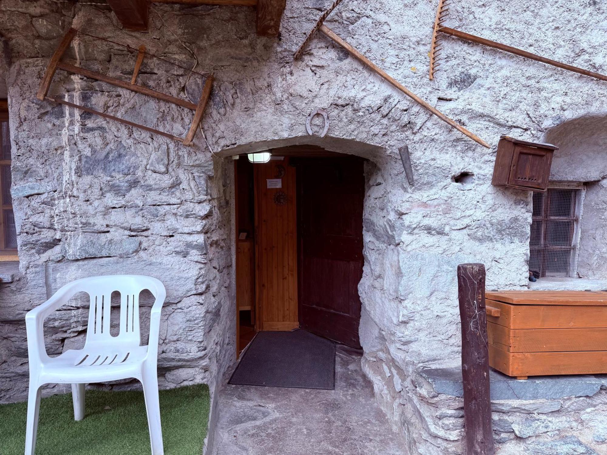 Casa Vacanze Nora Chamois Exteriér fotografie