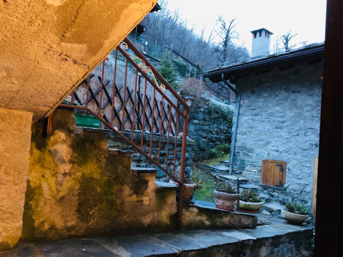 Casa Vacanze Nora Chamois Exteriér fotografie