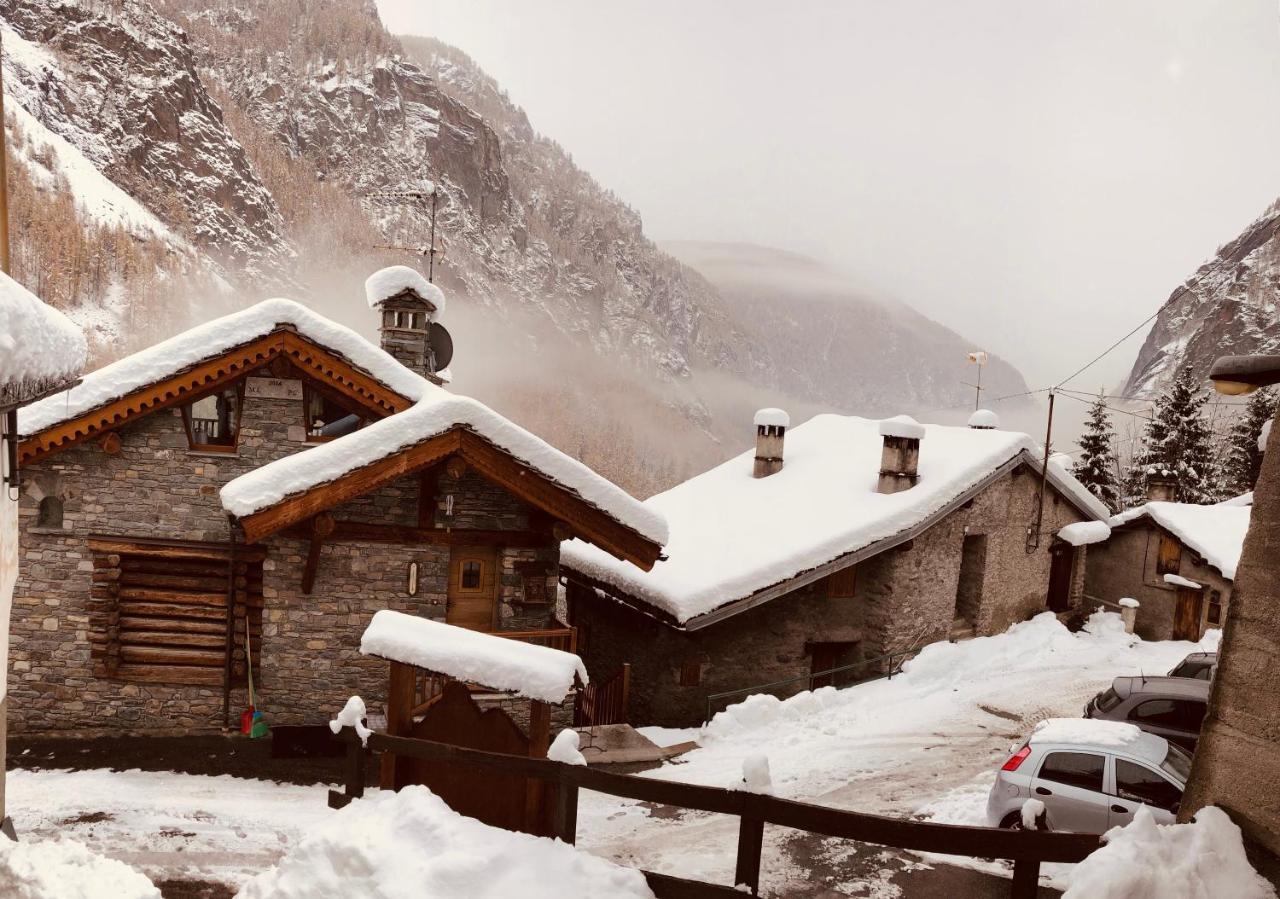 Casa Vacanze Nora Chamois Exteriér fotografie